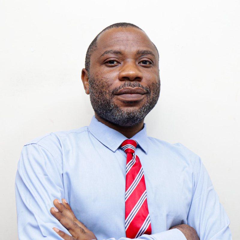 General surgeon Dr. Ileoye